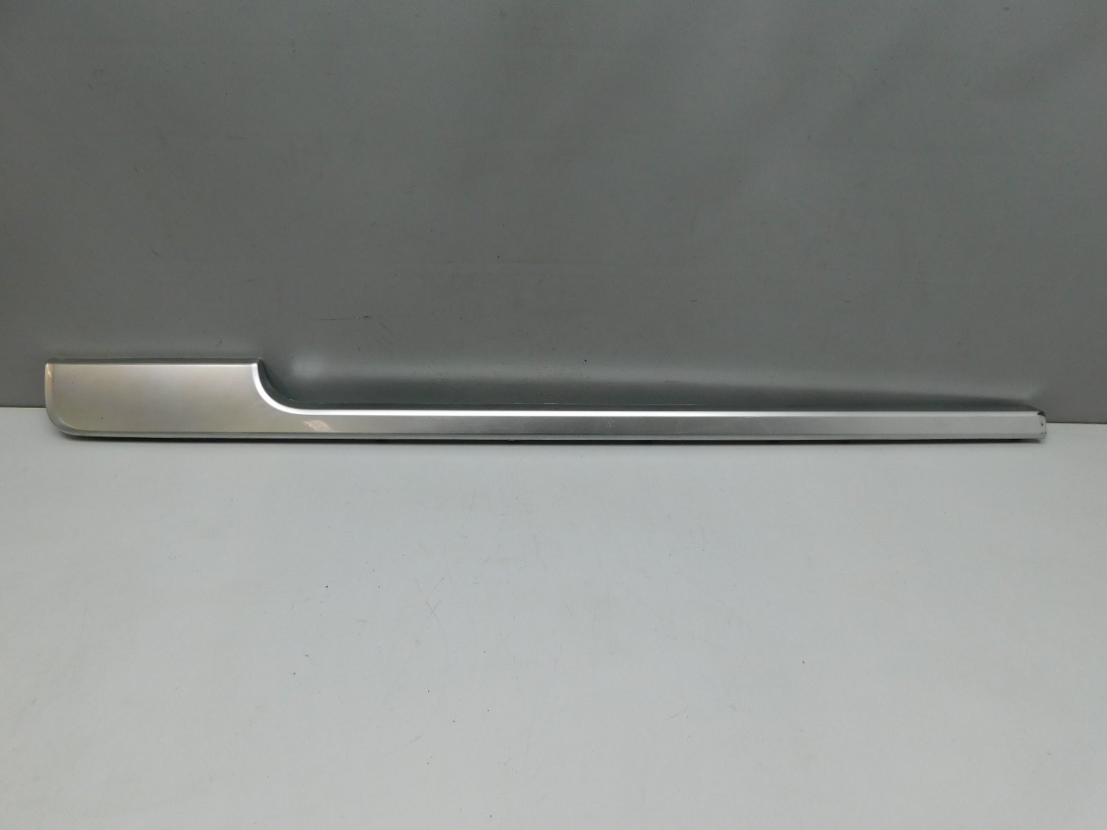 Накладка двери передней левой Land Rover Range Rover IV 2013>