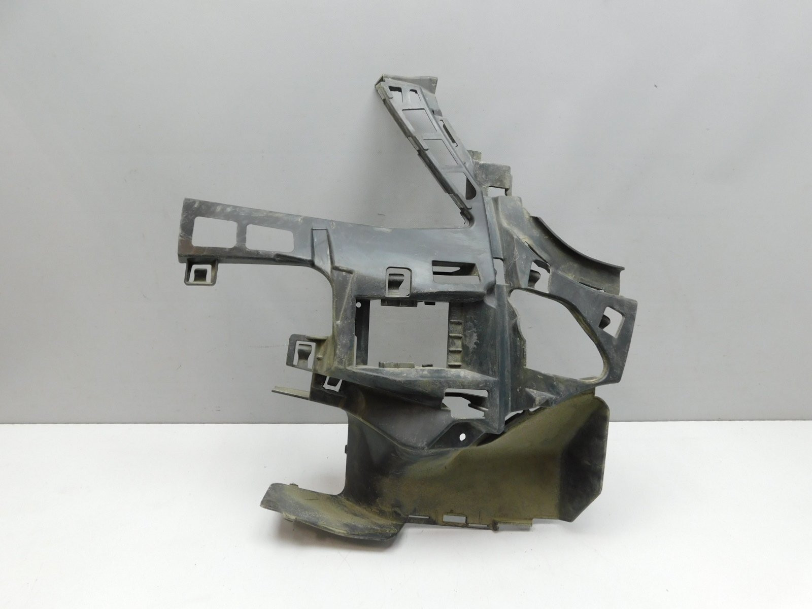 Кронштейн переднего бампера Mercedes-Benz S-Klasse W222 2013>