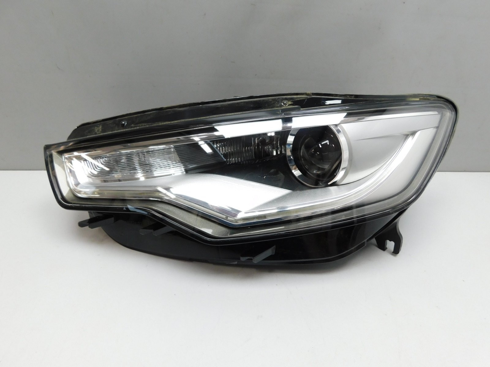 Фара левая Audi A6 [C7,4G] 2011-2018