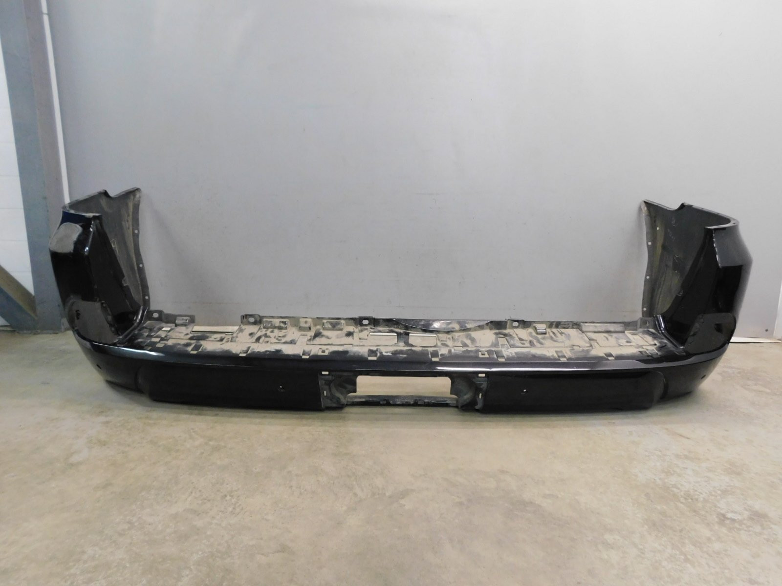 Бампер задний Lexus LX 570 (URJ200) 2007>