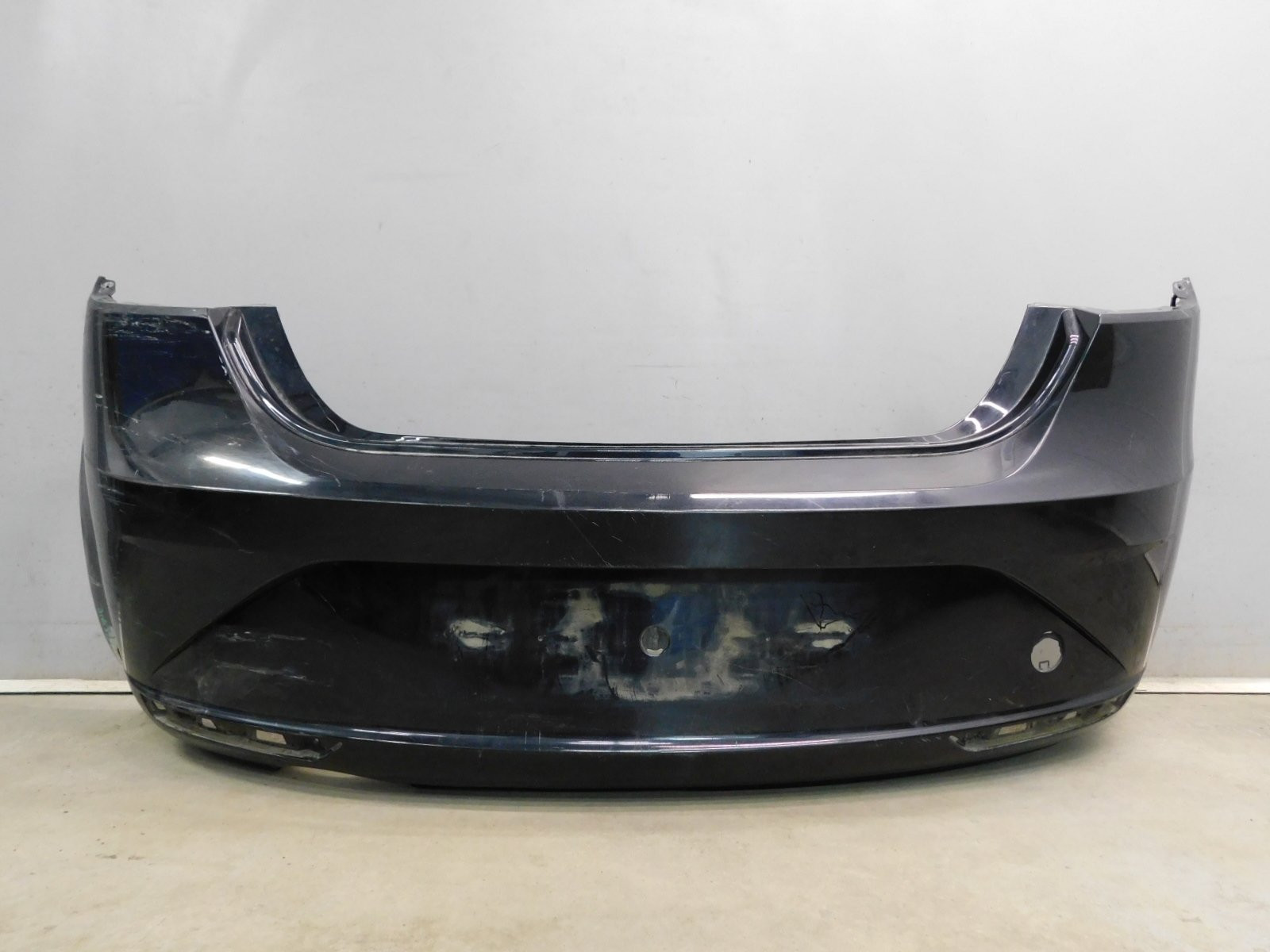 Бампер задний Seat Leon 2005>