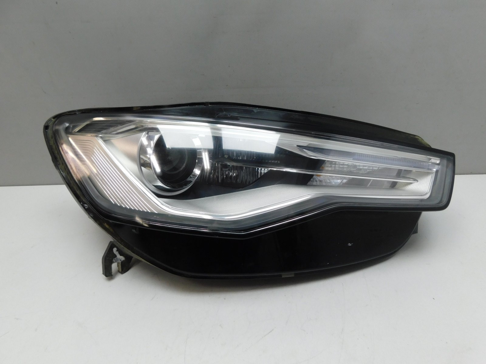 Фара правая Audi A6 [C7,4G] 2011-2018