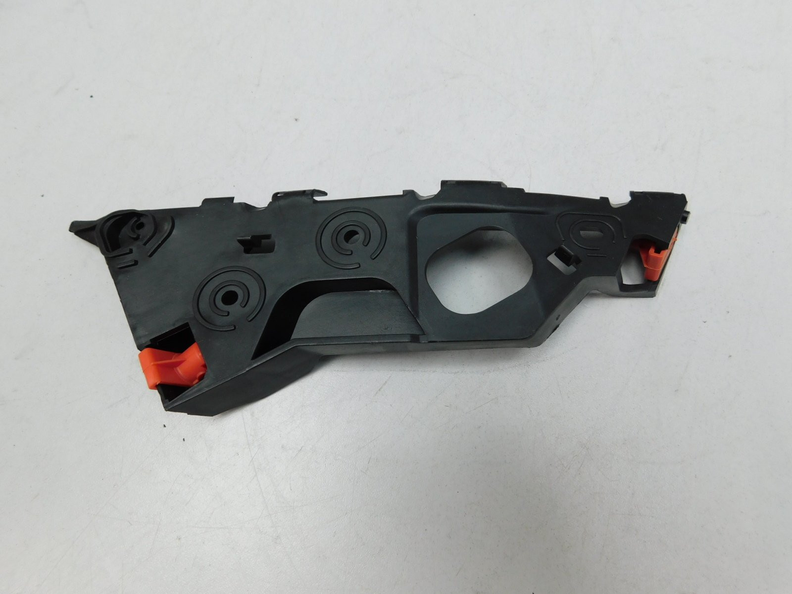 Направляющая переднего бампера Opel Corsa D 2006>