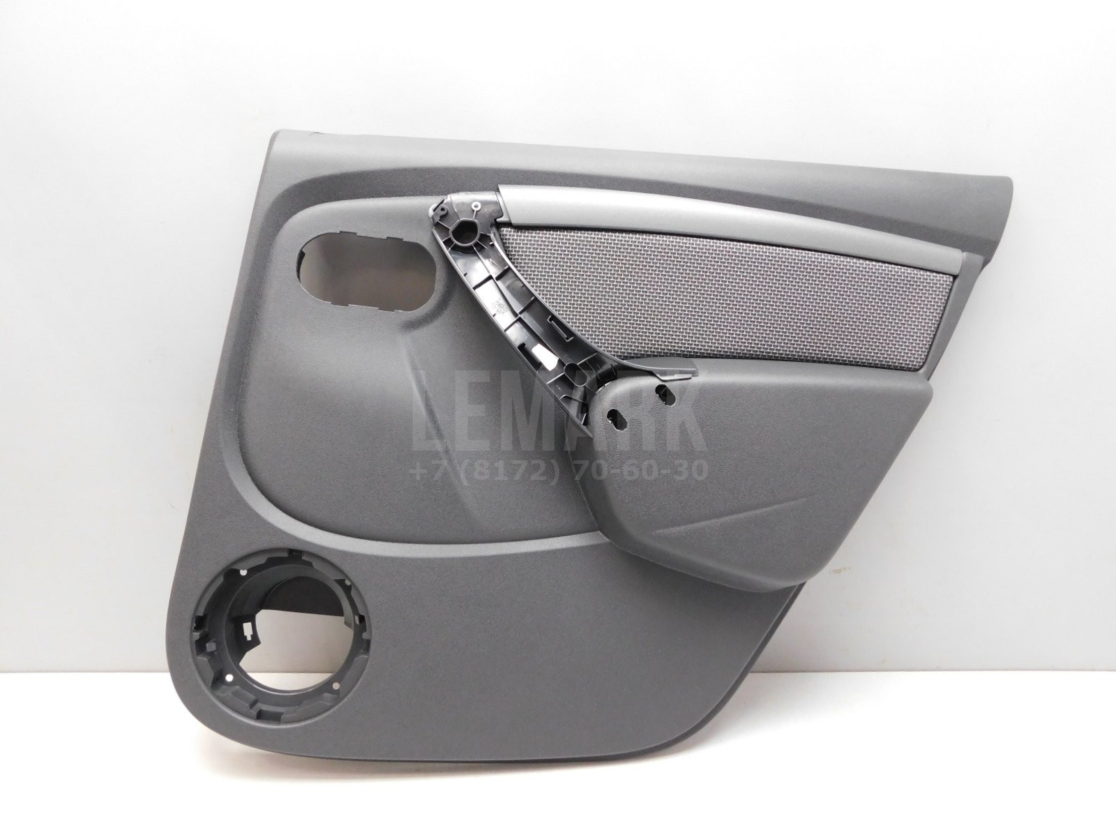 Обшивка двери задней правой Renault Duster 2011> 829A08347R