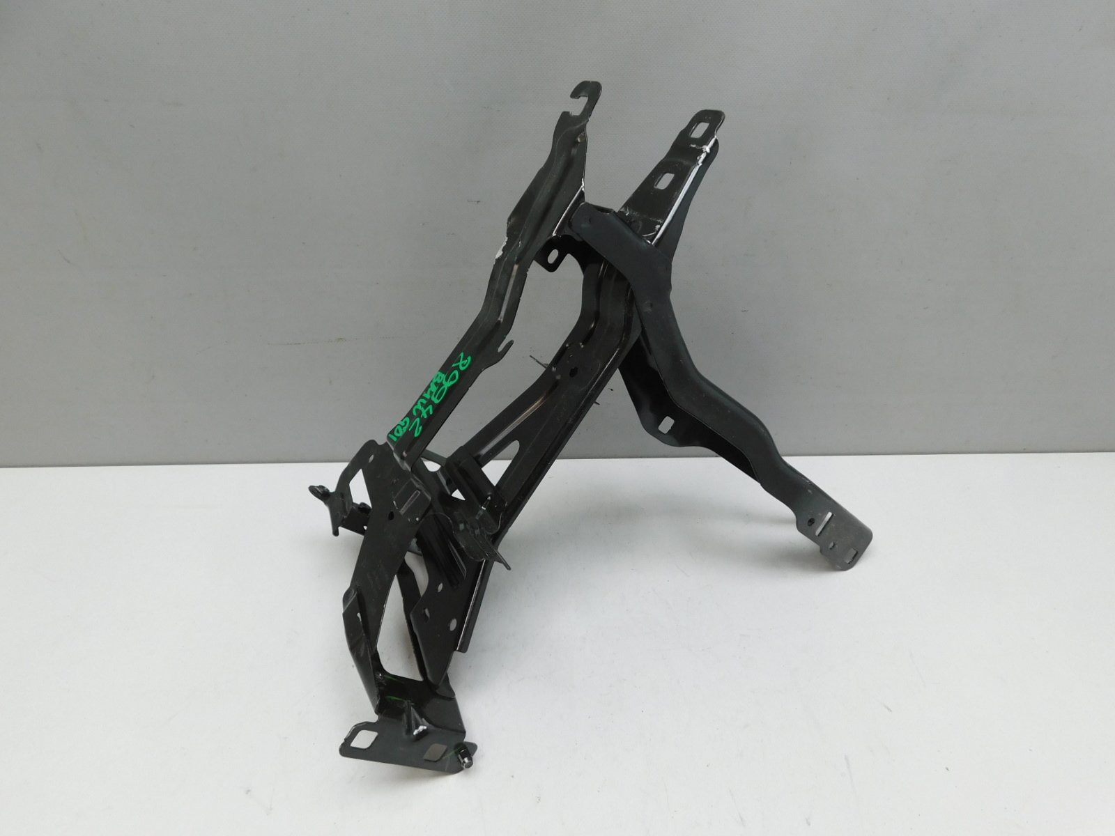 Кронштейн фары BMW X3 G01 2017>