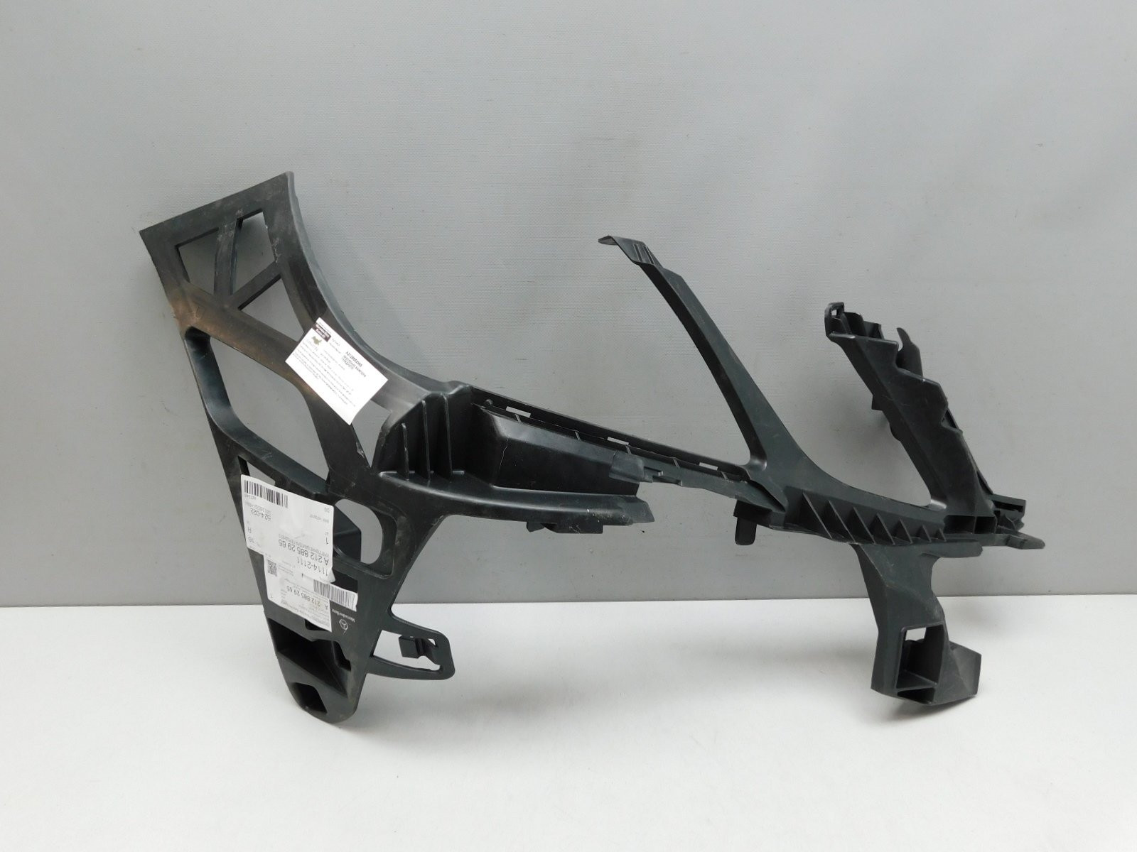 Кронштейн переднего бампера Mercedes-Benz E-Klasse W212 2009>