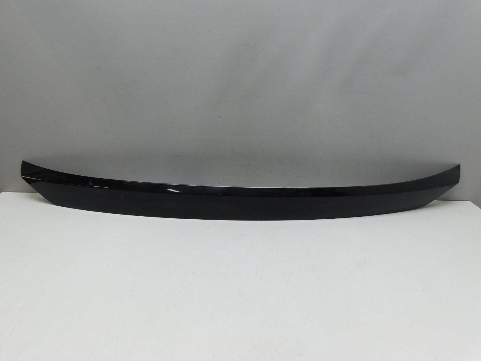 Накладка двери багажника Toyota RAV 4 2013-2019