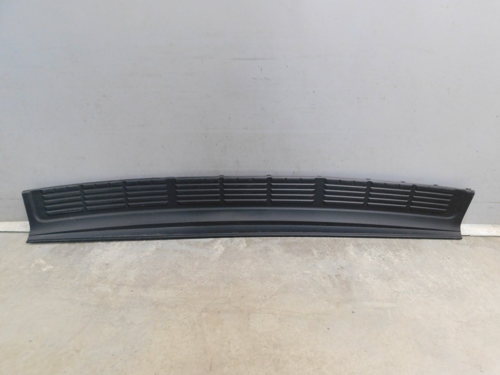 Накладка заднего бампера Toyota Land Cruiser (200) 2008>