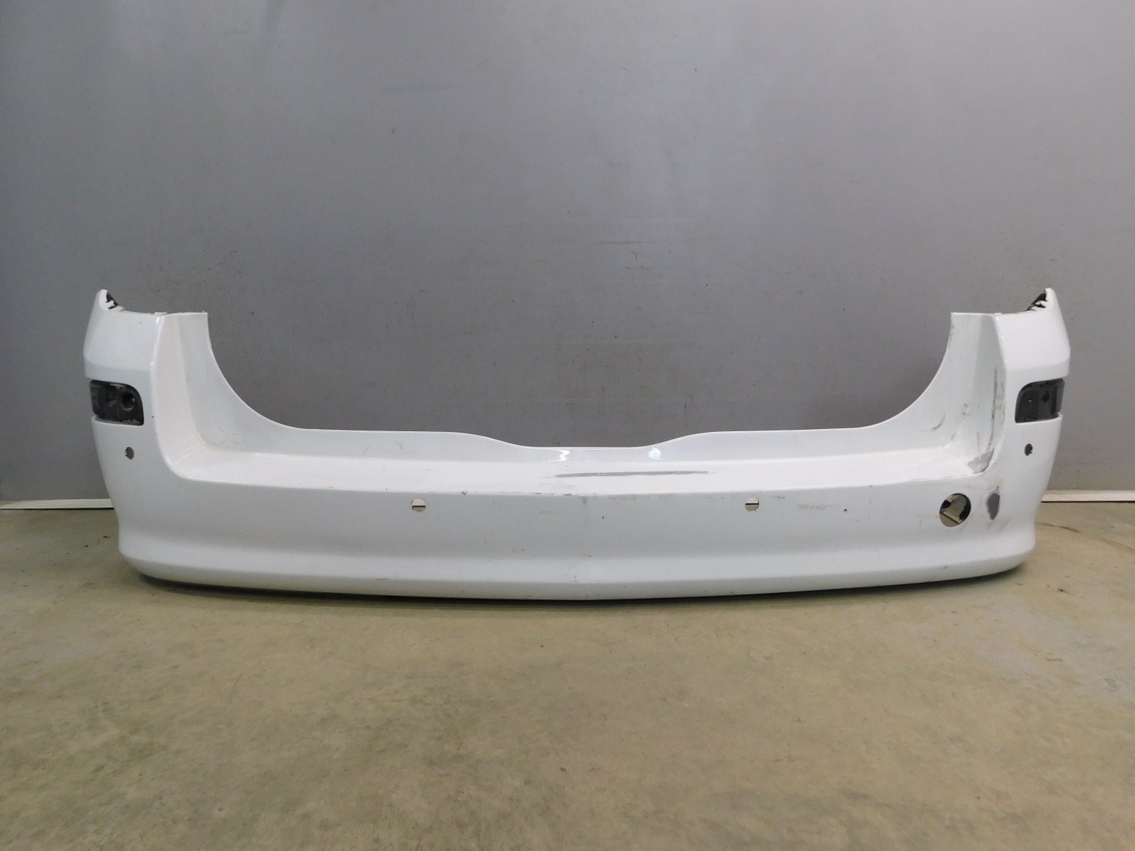 Бампер задний Opel Astra H 2004>