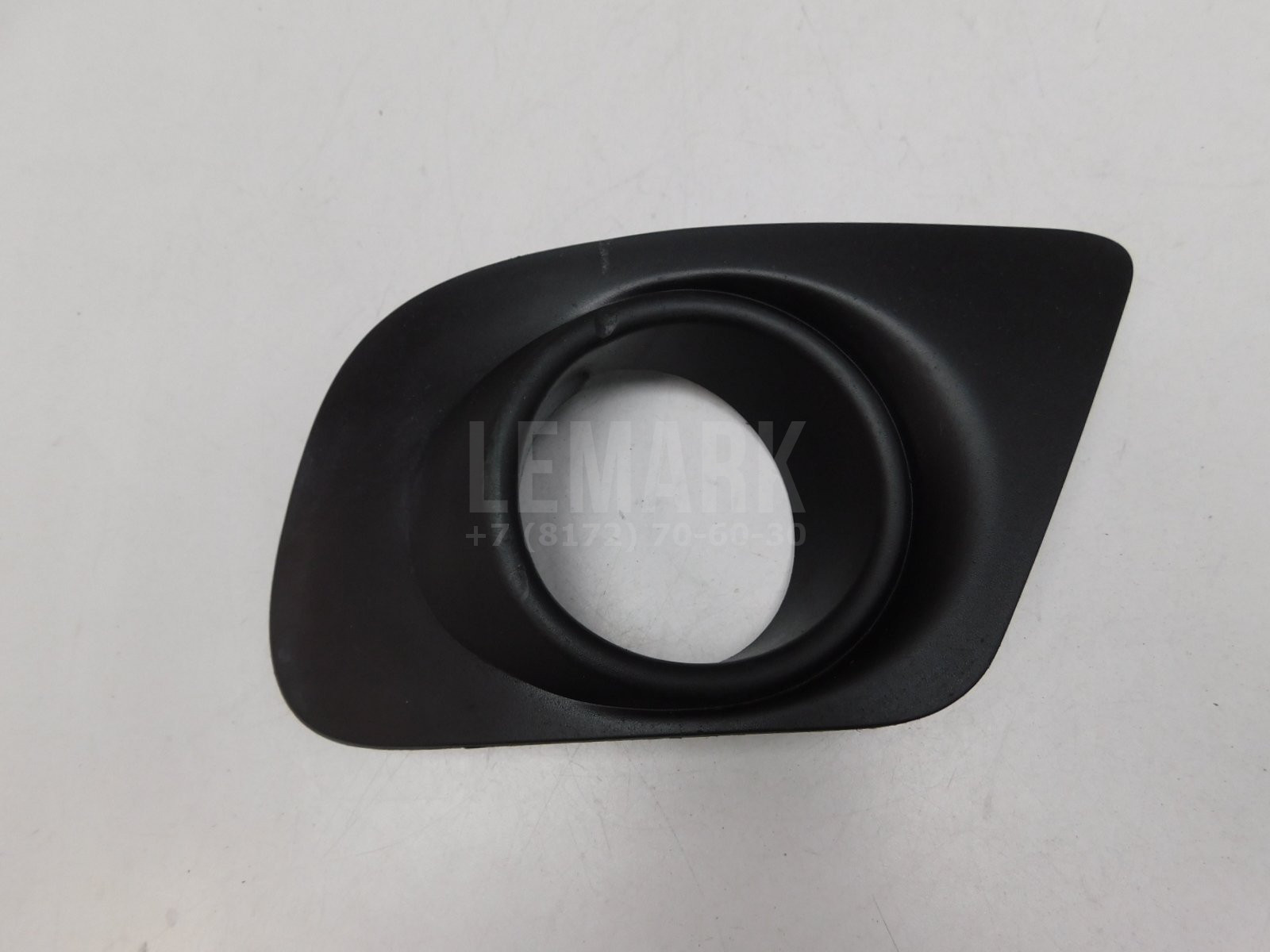 Рамка для противотуманных фар Dodge Journey 2009> 68088686AA