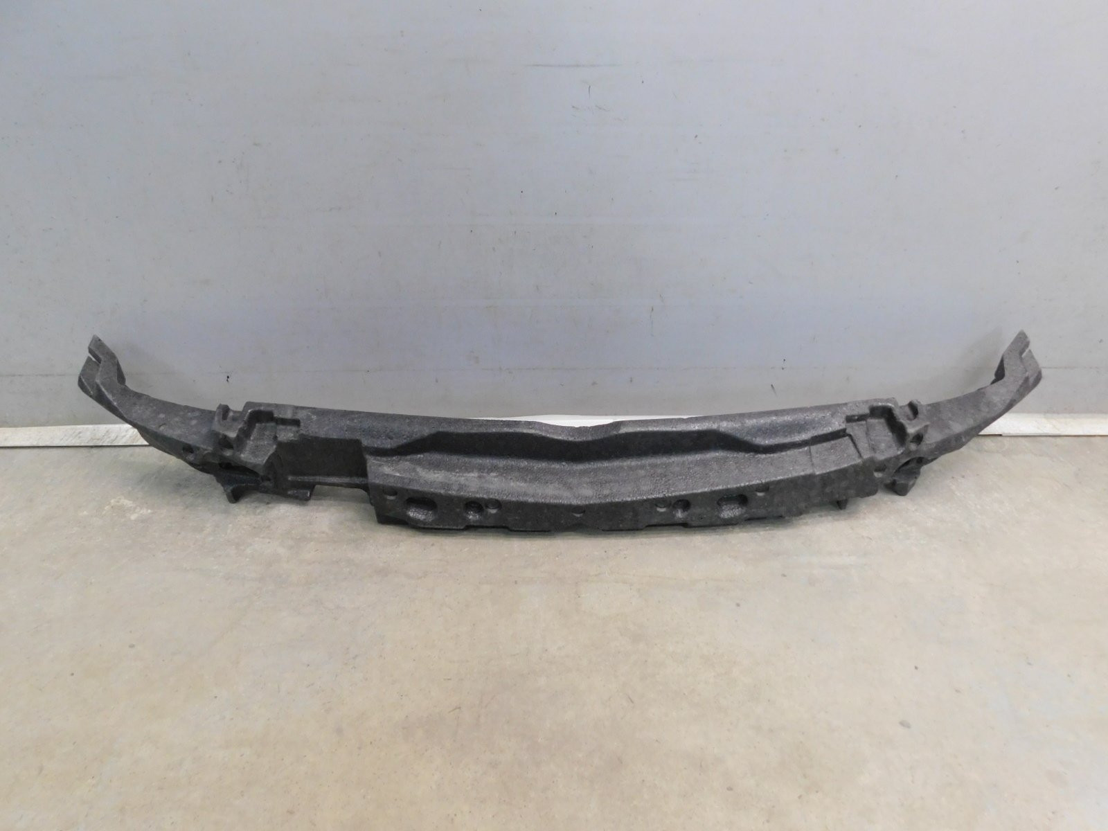 Усилитель переднего бампера Mercedes-Benz GLA-Class X156 2014>