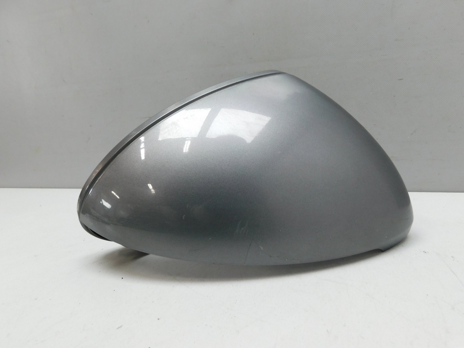 Накладка зеркала правого Porsche Cayenne 2010-2017