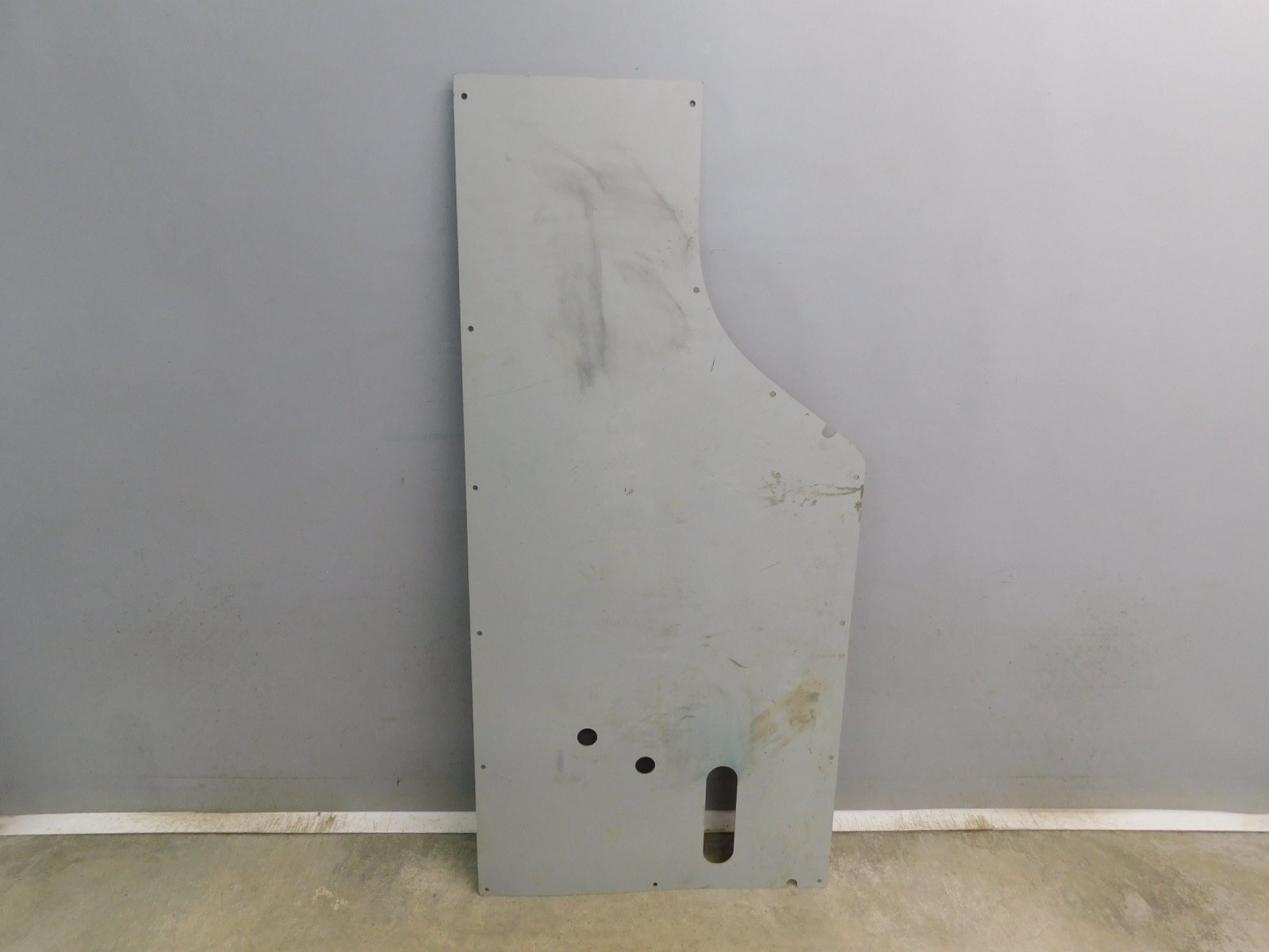 Обшивка двери багажника Mercedes-Benz Sprinter 2006>