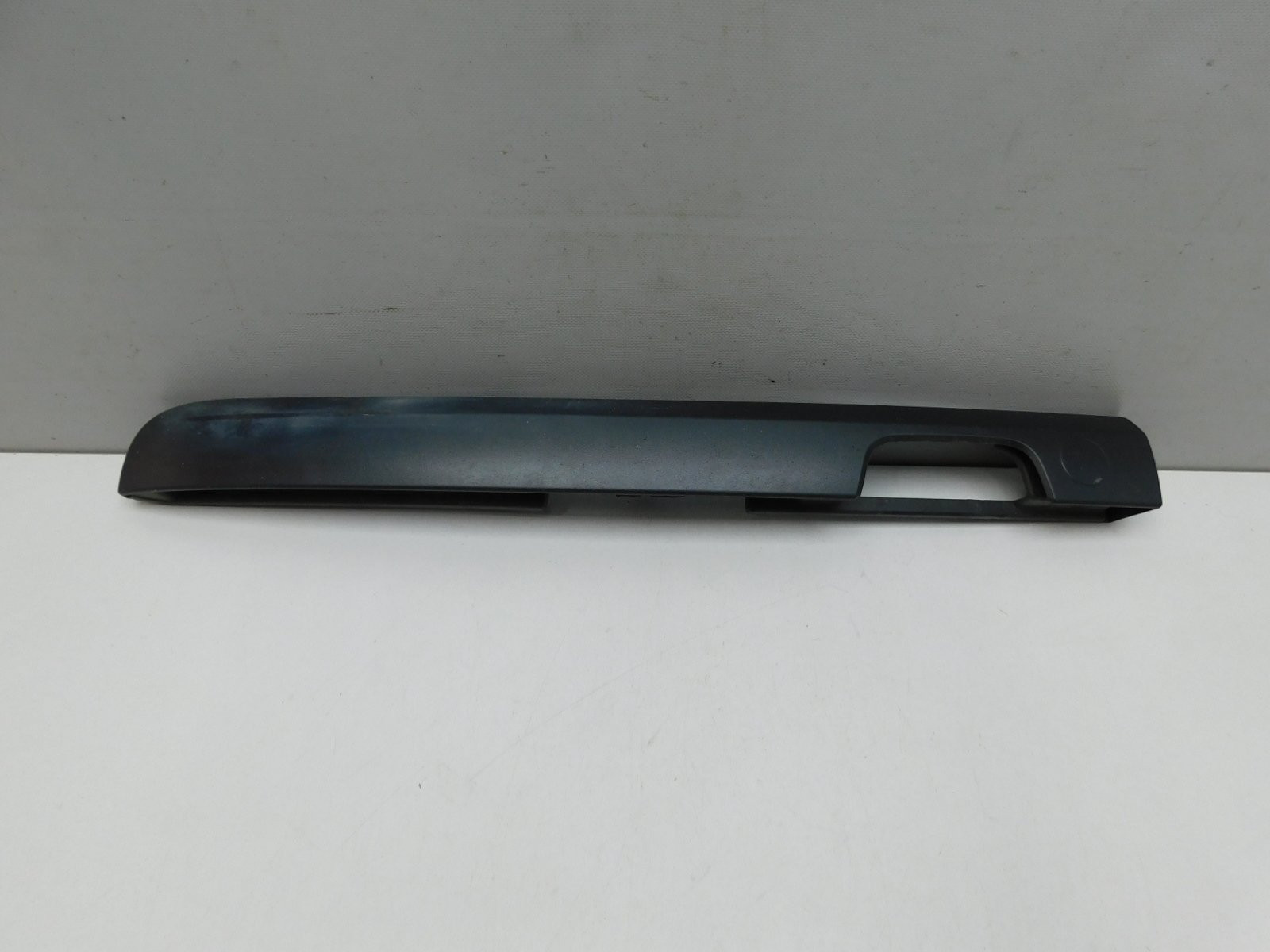 Накладка двери багажника VAZ Lada Largus 2011>