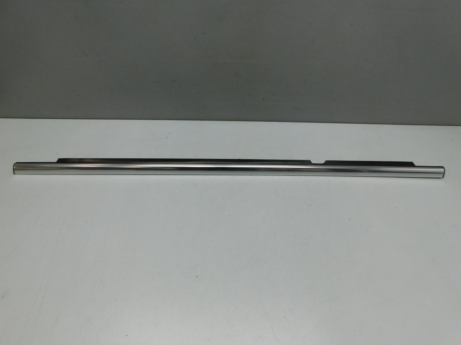 Накладка двери задней левой Mercedes-Benz GL-klasse X164 2006-2012