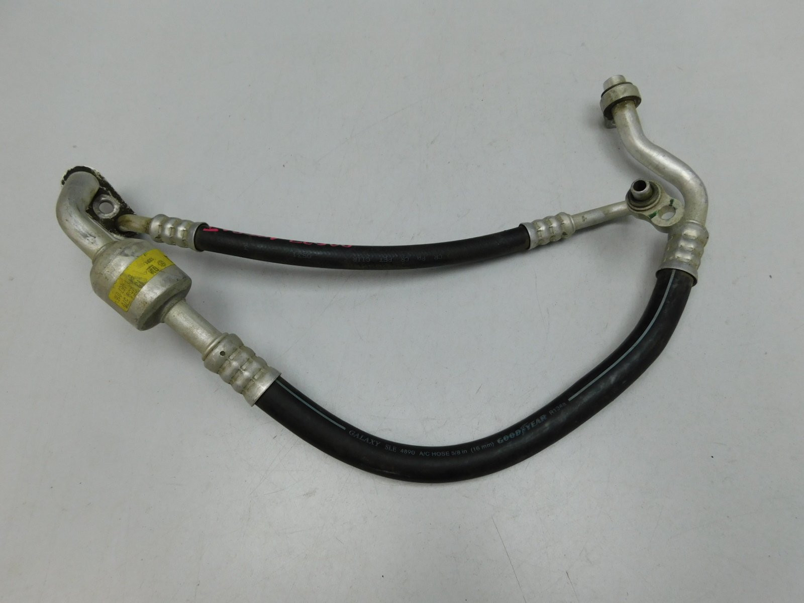 Трубка кондиционера Opel Astra J 2010>