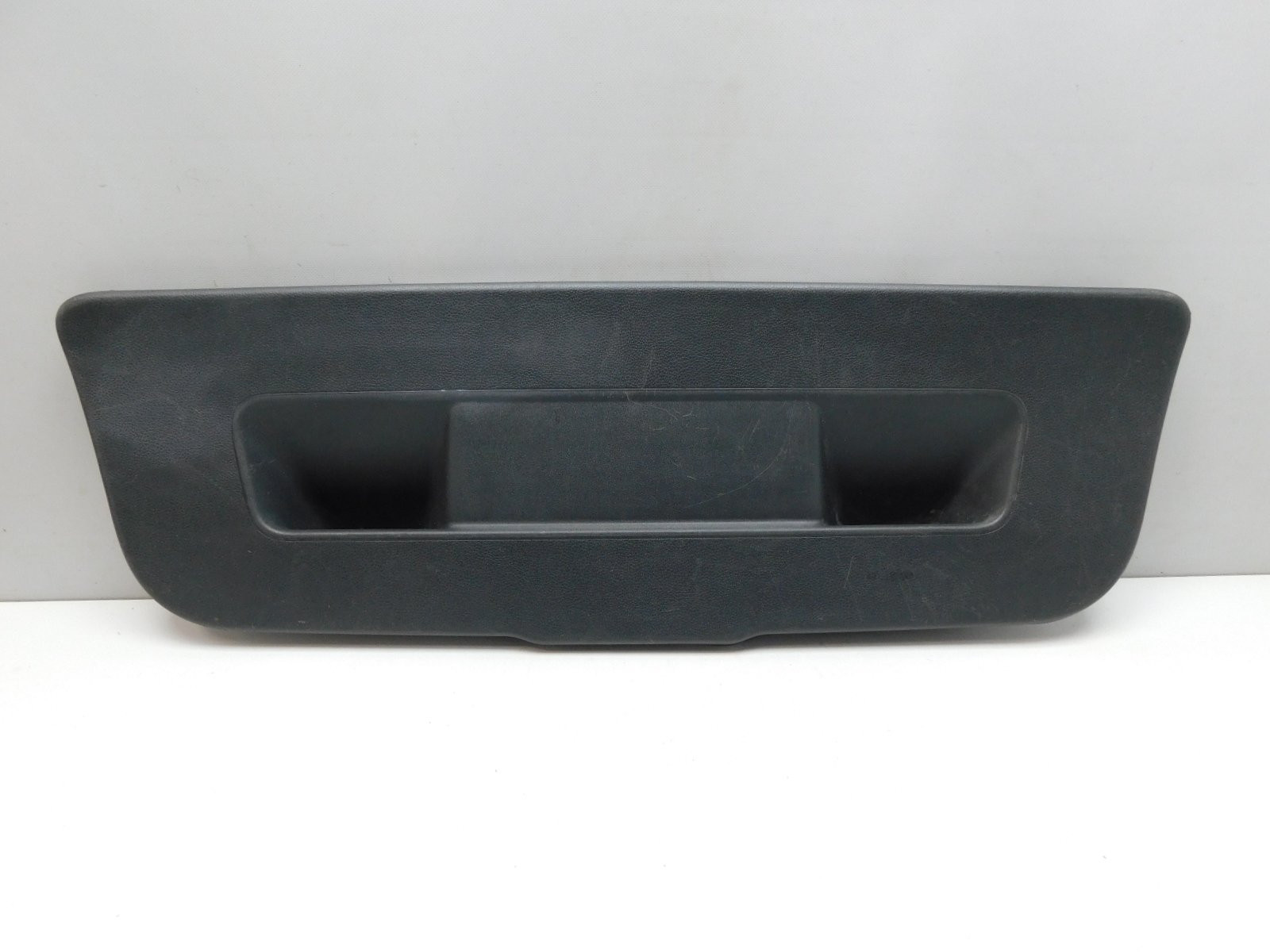 Обшивка крышки багажника Volkswagen Polo Sedan 2011-2020