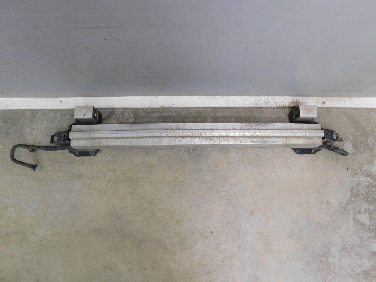 Усилитель переднего бампера Subaru Forester (S11) 2002-2007