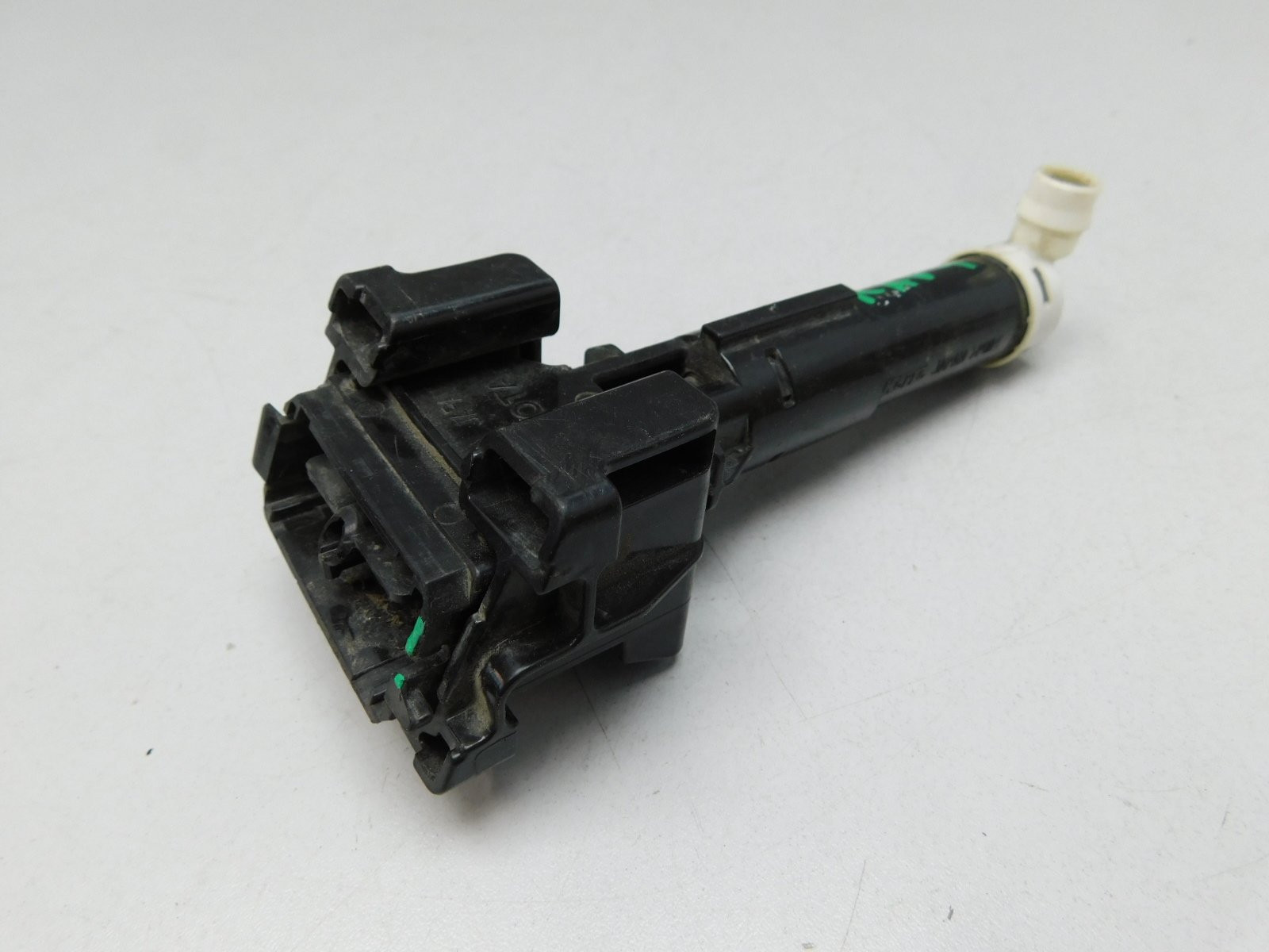 Омыватель фары Toyota RAV 4 2013-2019