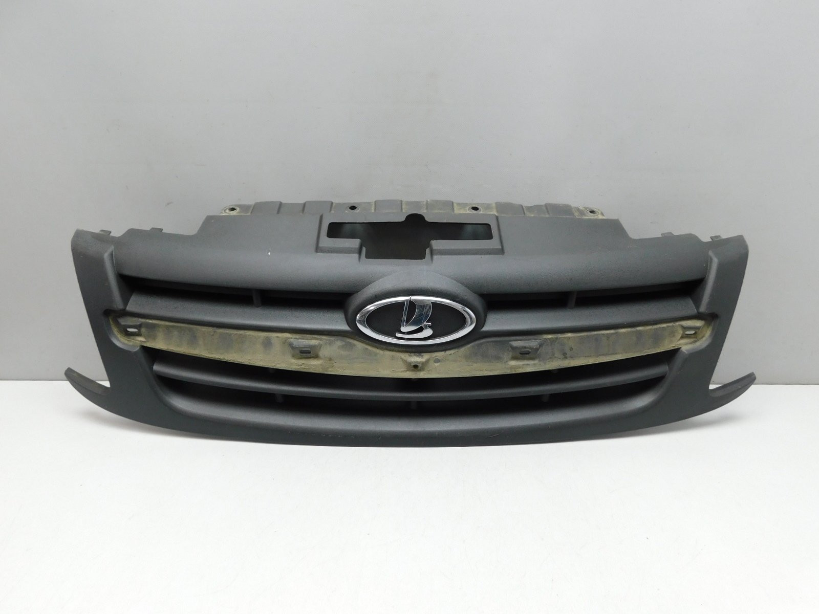 Решетка радиатора VAZ Lada Granta 2011>