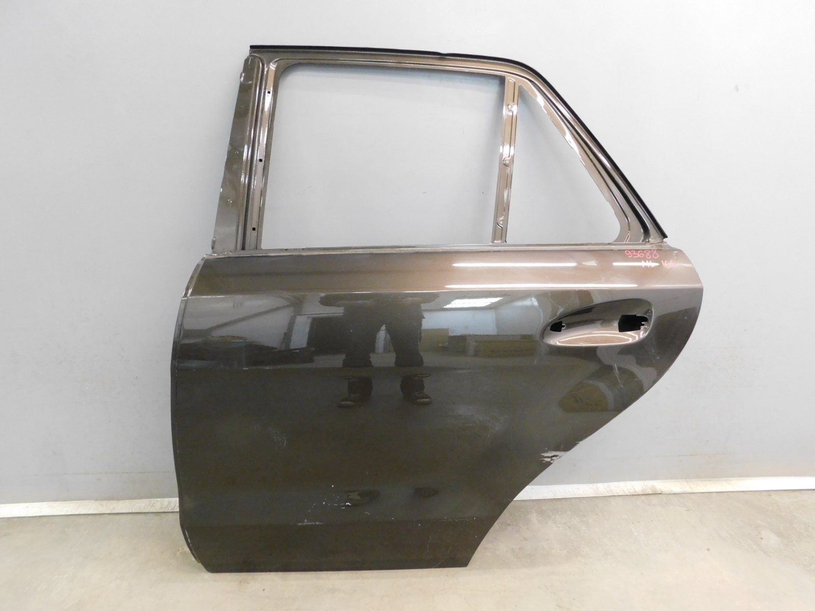 Дверь задняя левая Mercedes-Benz M-Klasse (ML/GLE) W166 2011>