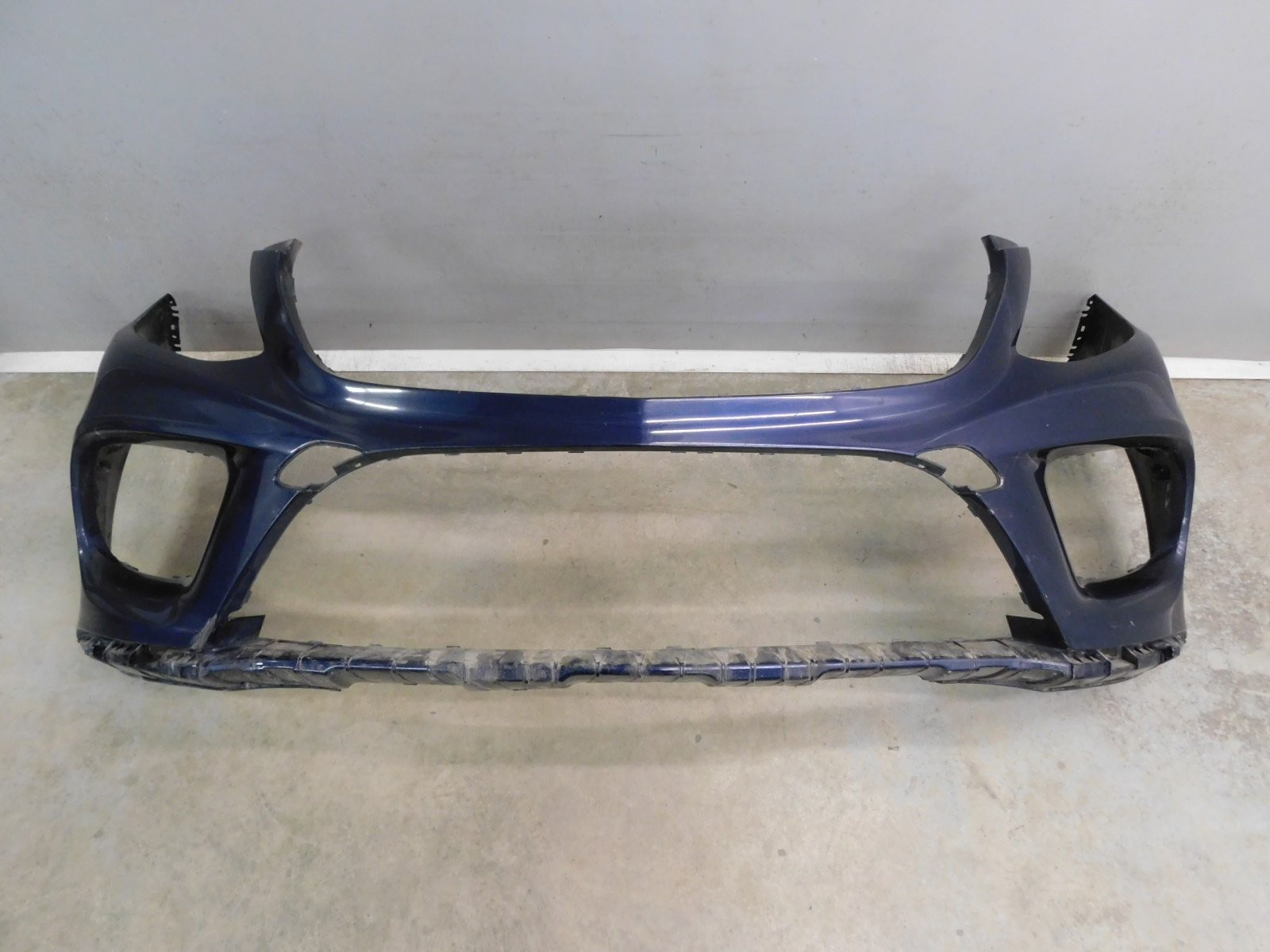 Бампер передний Mercedes-Benz M-Klasse (ML/GLE) W166 2011>