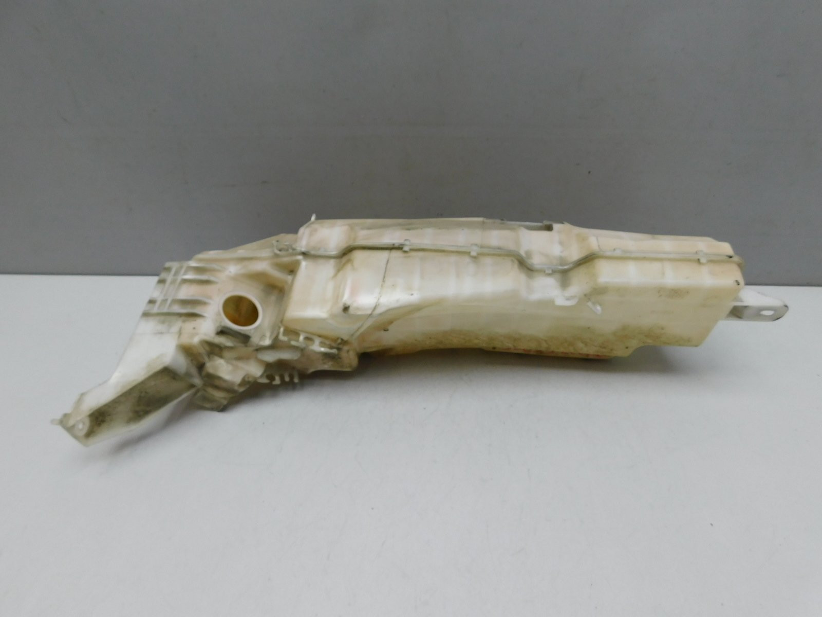 Бачок омывателя лобового стекла Toyota Land Cruiser (200) 2008>