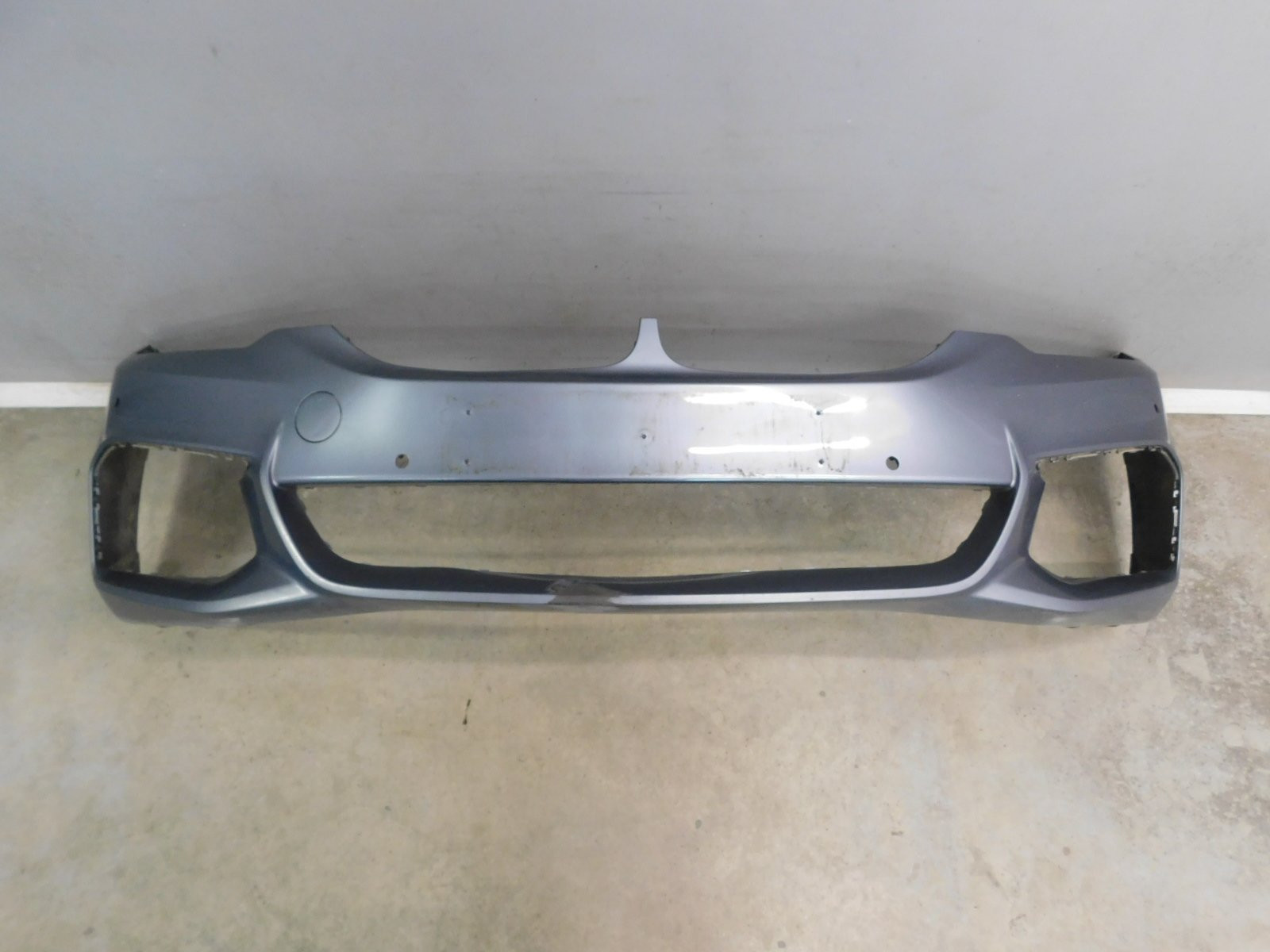 Бампер передний BMW 5-серия G30 2016>