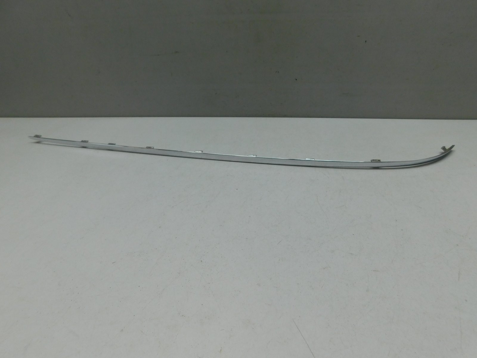 Молдинг заднего бампера Mercedes-Benz E-Klasse W211 2002>