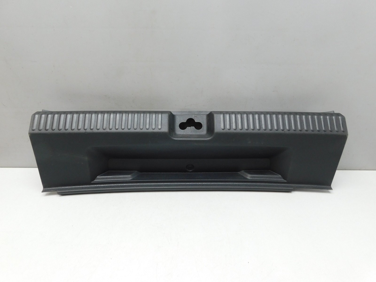 Обшивка багажника Volkswagen Polo Sedan 2011-2020