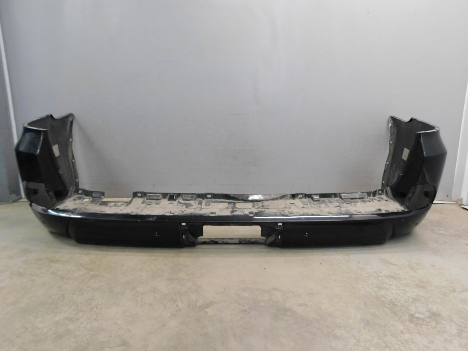 Бампер задний Lexus LX 570 (URJ200) 2007>