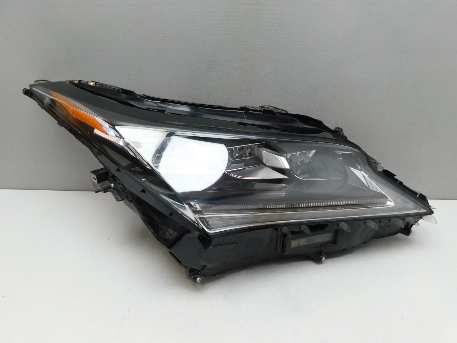 Фара правая Lexus RX IV 2015>