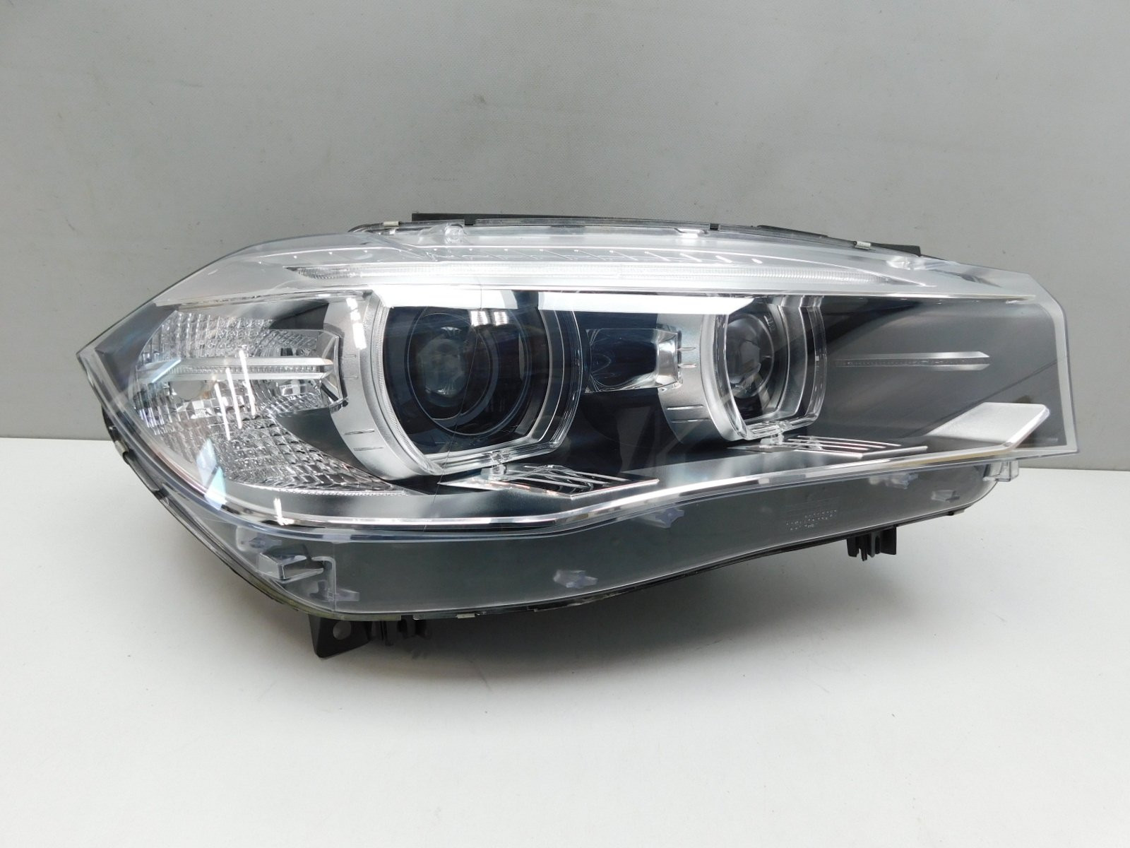 Фара правая BMW X5 F15 2013-2018