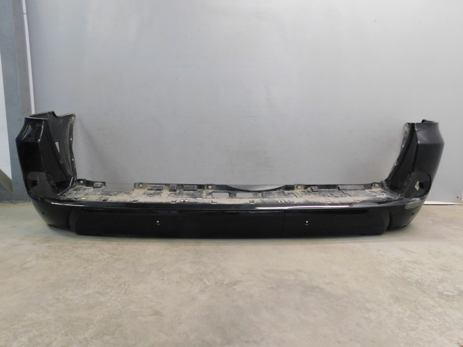 Бампер задний Lexus LX 570 (URJ200) 2007>