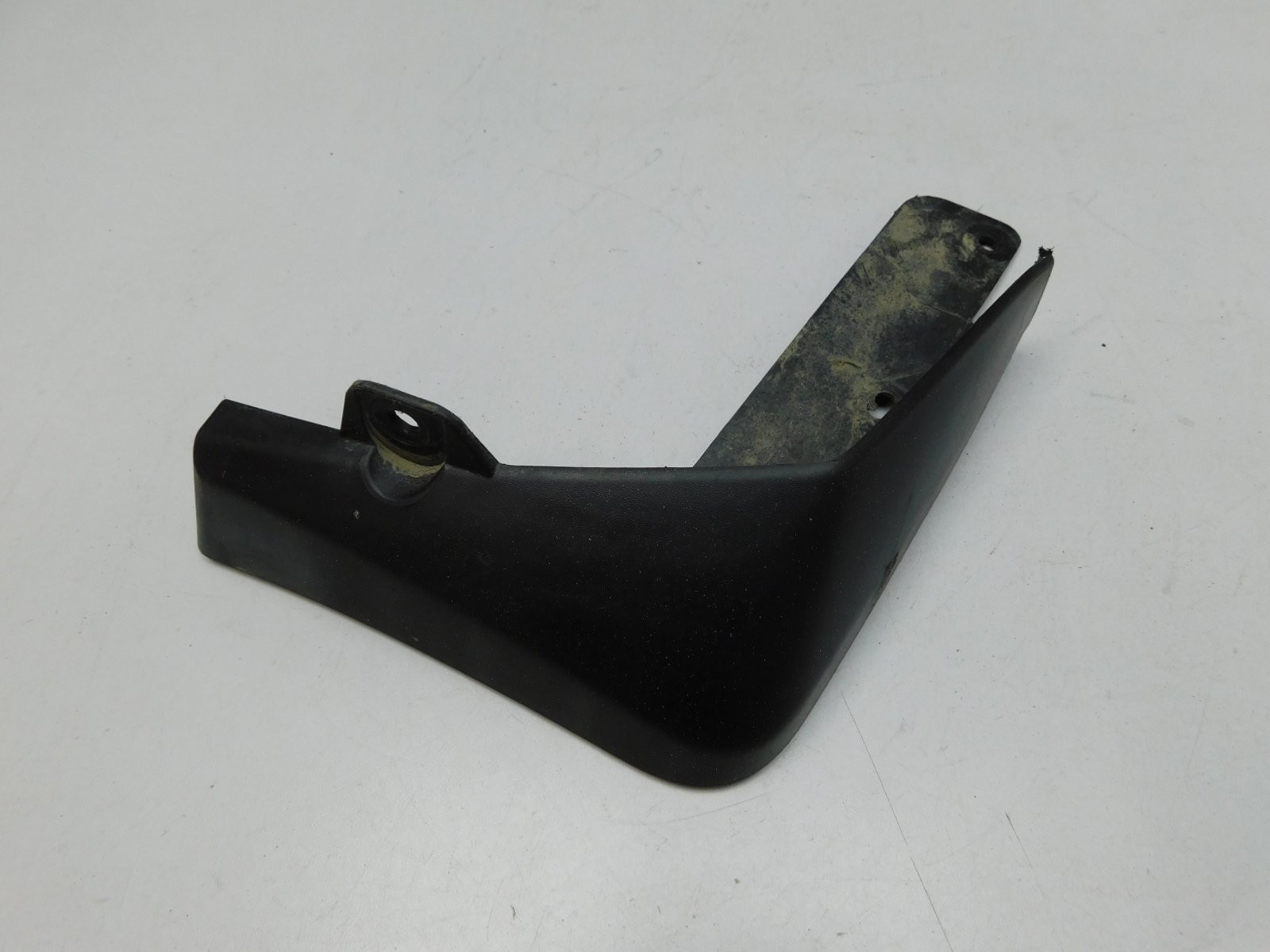 Брызговик задний правый Nissan X-Trail (T32) 2014>