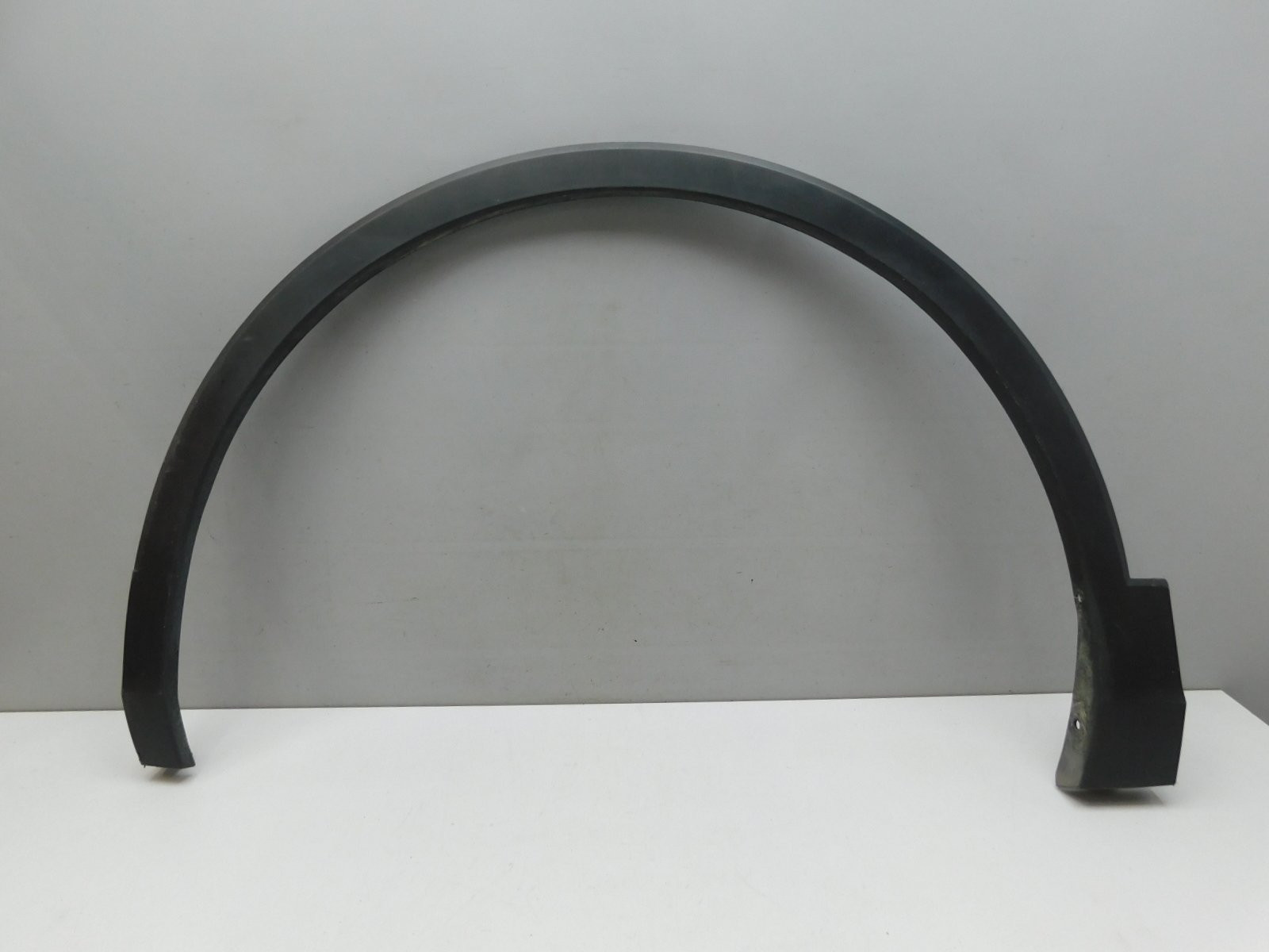 Накладка крыла переднего левого Volkswagen Tiguan 2017>