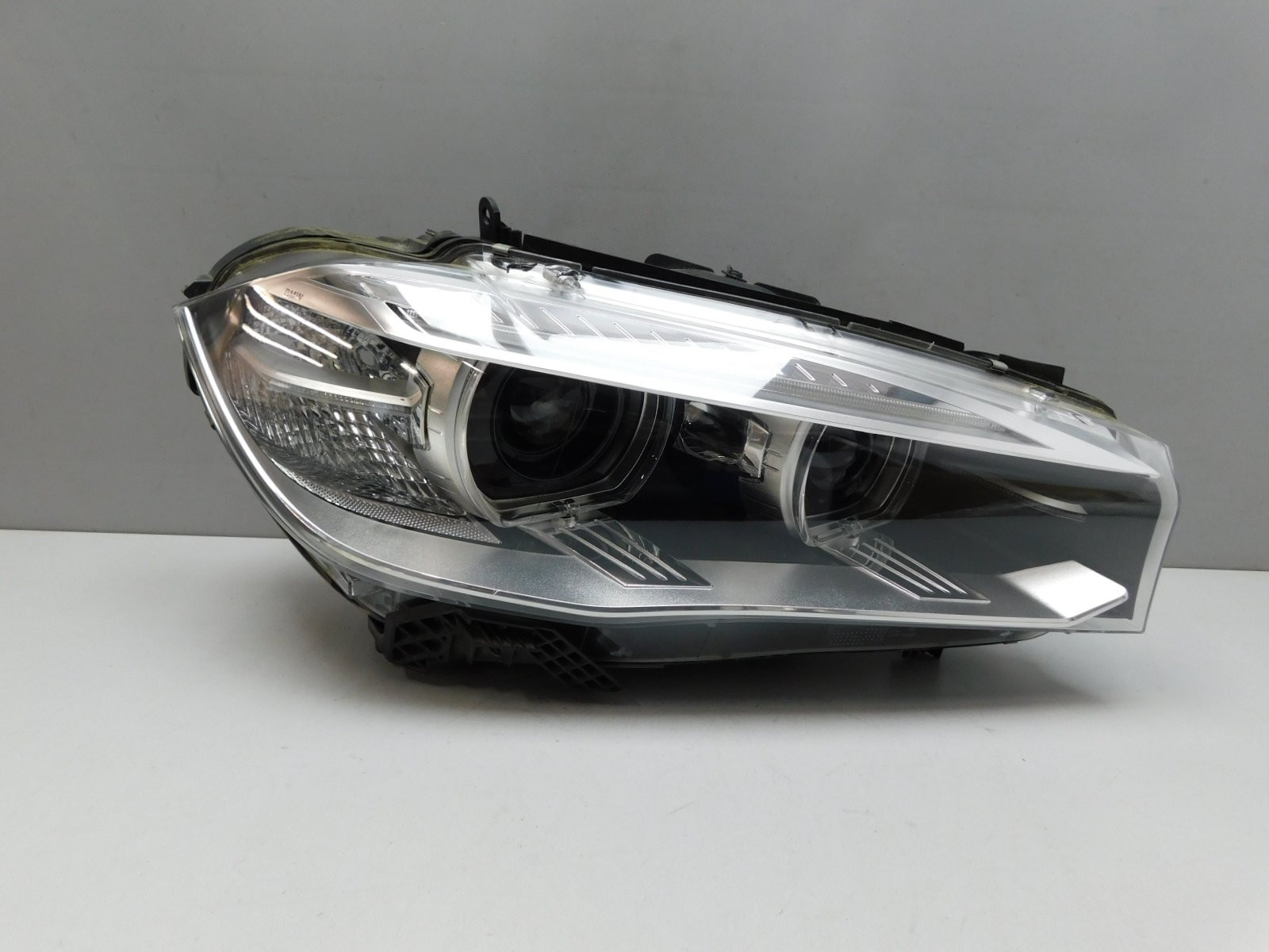 Фара правая BMW X5 F15 2013-2018