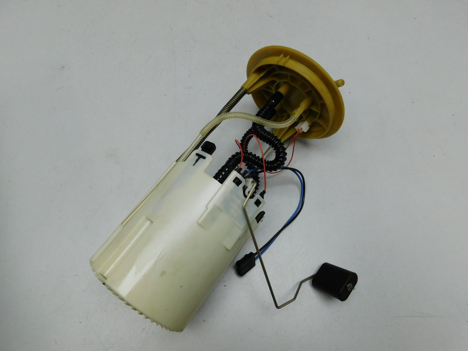 Насос топливный электрический Volkswagen Crafter 2006-2017