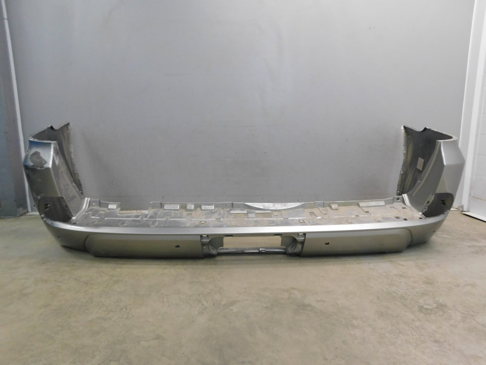 Бампер задний Lexus LX 570 (URJ200) 2007>