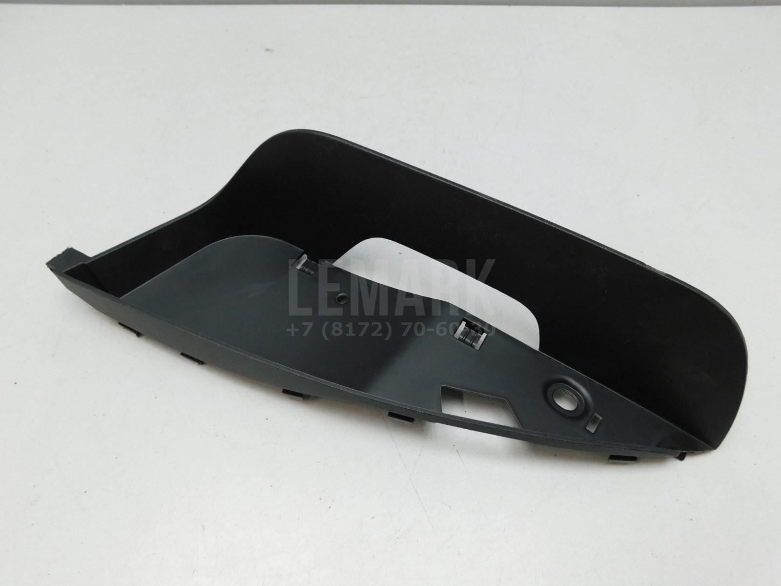 Накладка переднего бампера Volkswagen Amarok 2010> Volkswagen 2HH8059049B9
