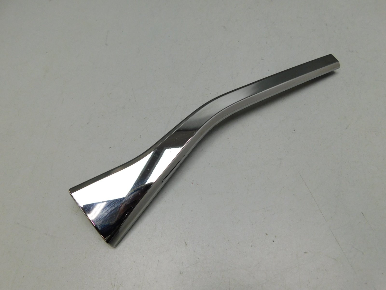 Накладка Toyota Land Cruiser (200) 2008>