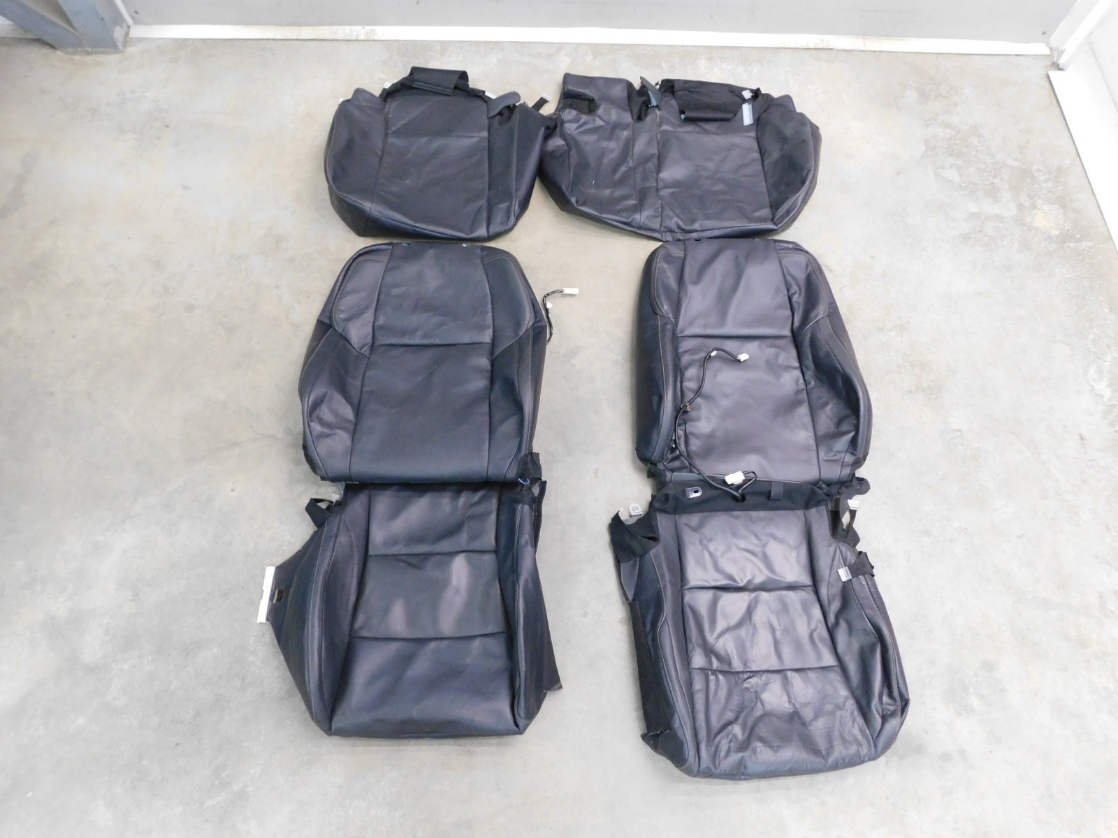 Обшивка сиденья Toyota RAV 4 2013-2019