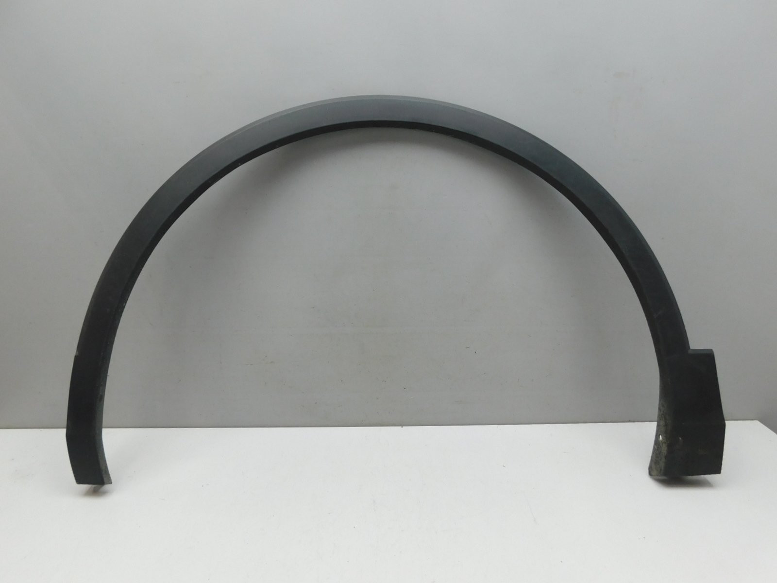 Накладка крыла переднего левого Volkswagen Tiguan 2017>