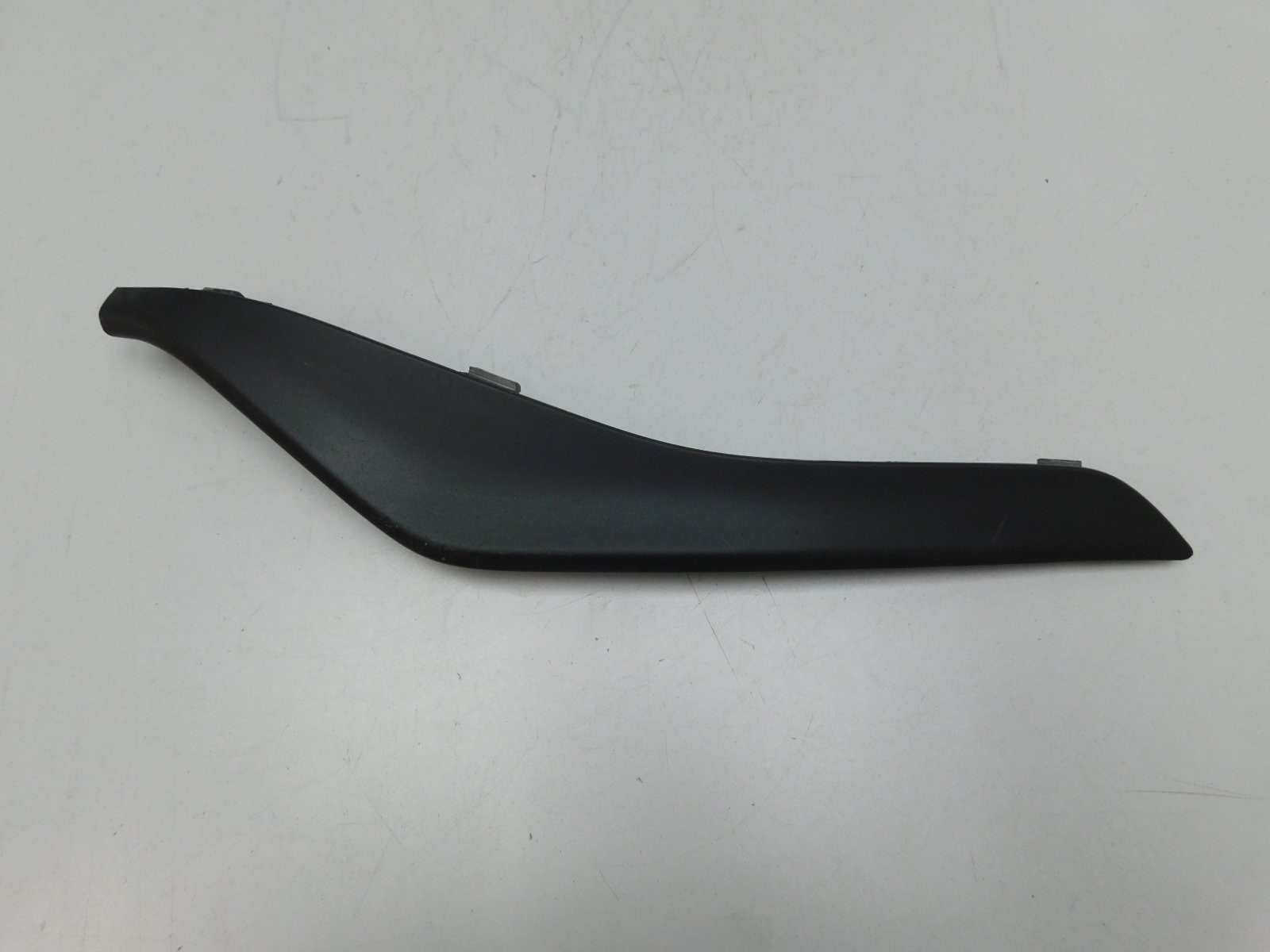 Накладка переднего бампера Volvo XC60 2008-2017