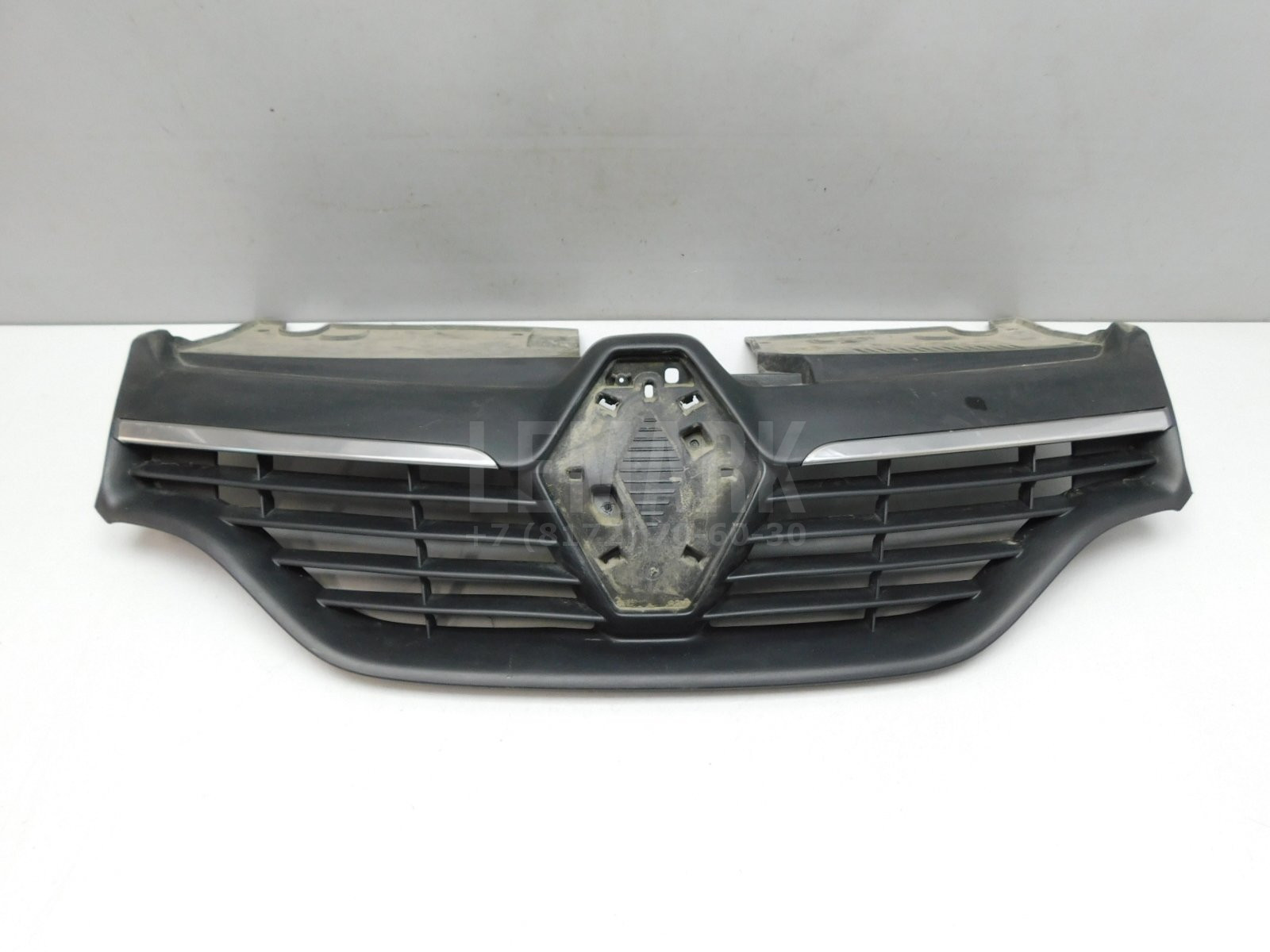 Решетка радиатора Renault Logan II 2014> 623107605R