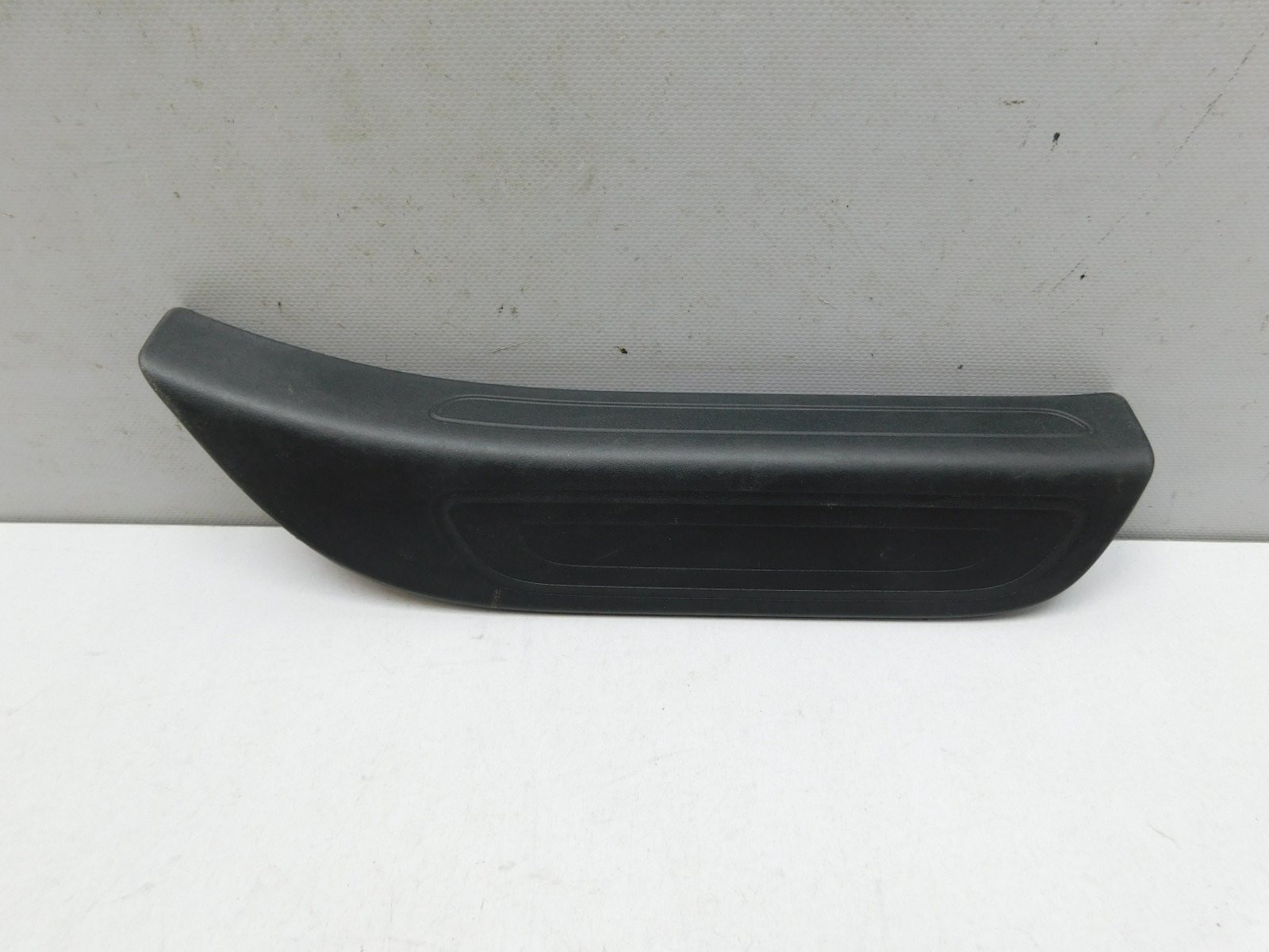 Накладка порога Audi Q5 2008-2017