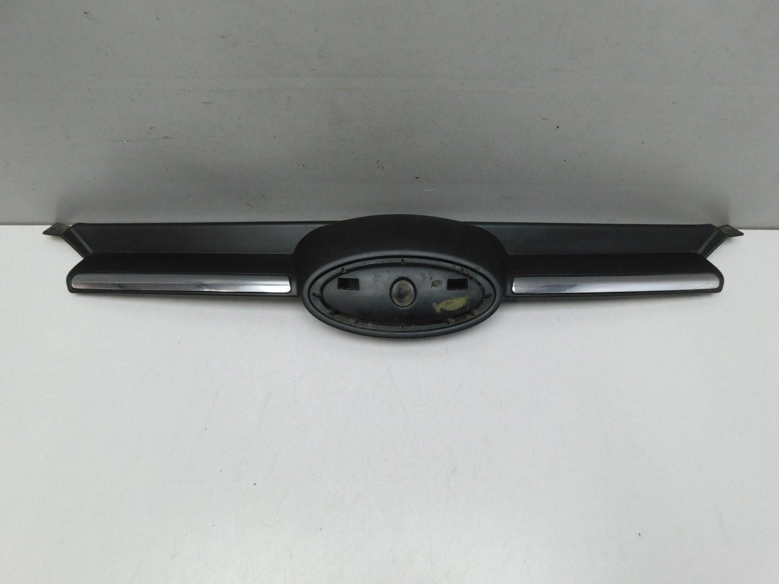 Решетка радиатора Ford Focus III 2011>