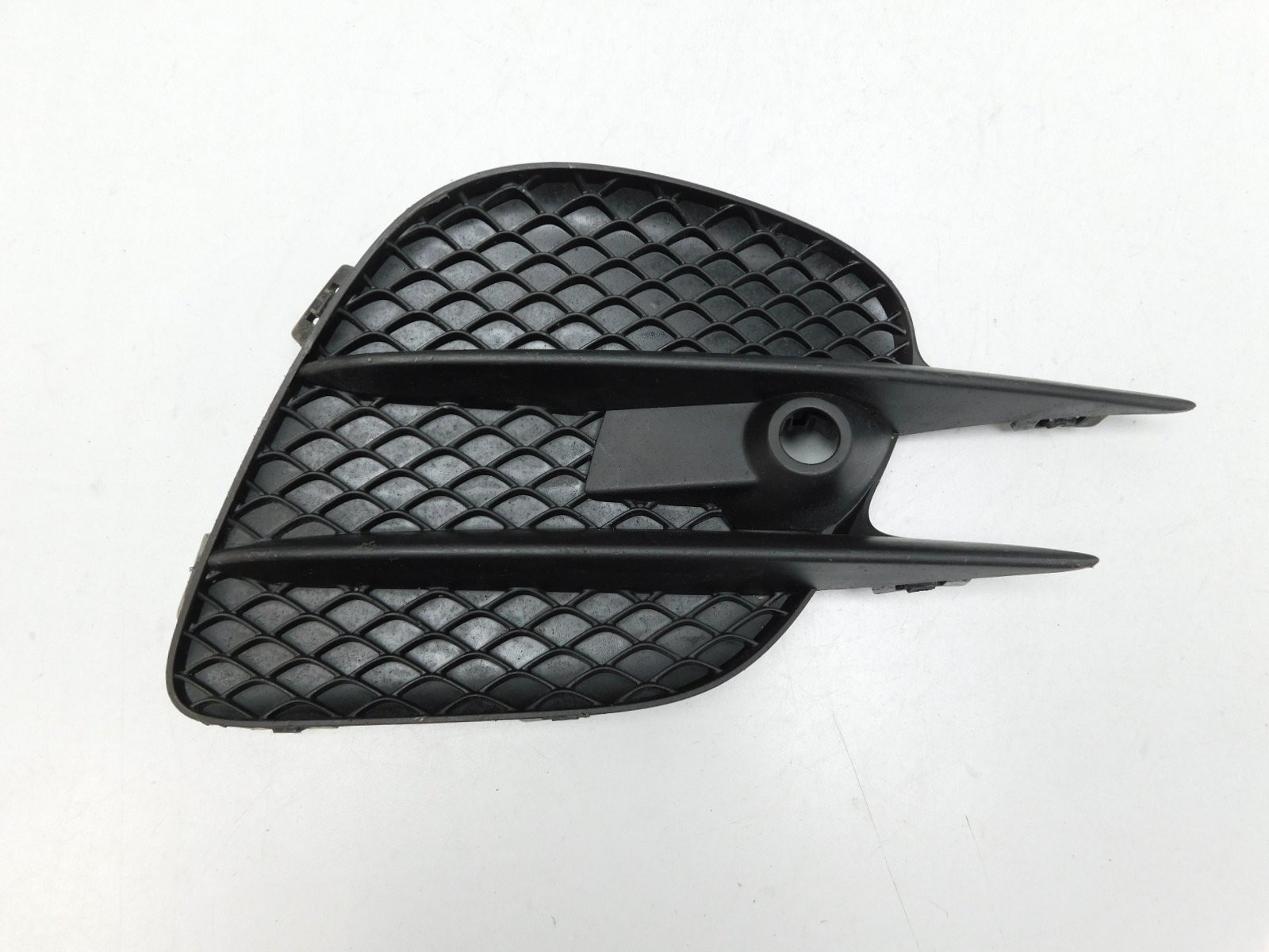 Решетка в бампер правая Mercedes-Benz GLC-Class X253 2015>