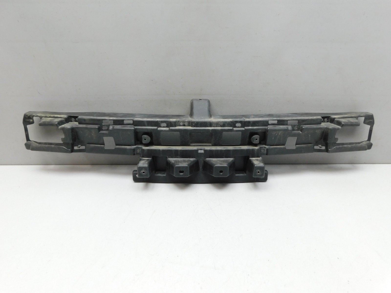 Кронштейн переднего бампера Lexus LX 570 (URJ200) 2007>