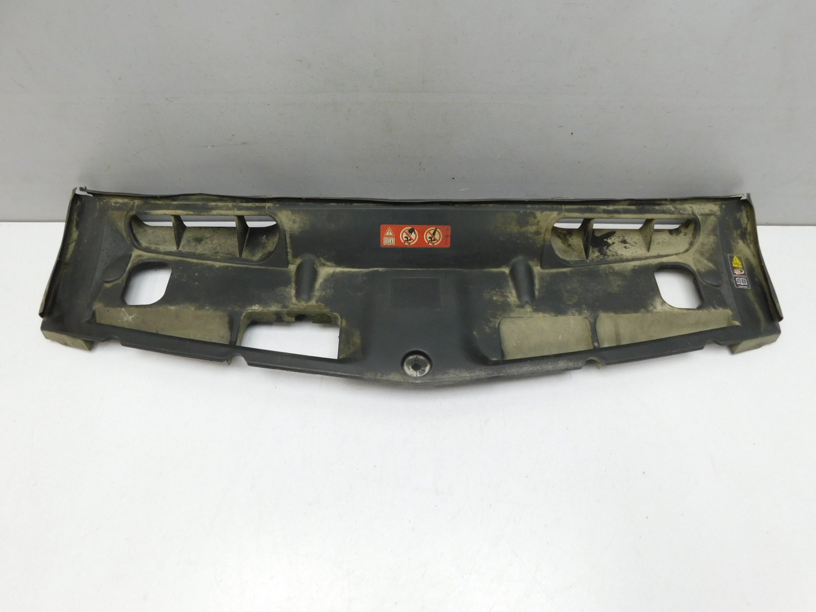 Накладка Mercedes-Benz C-Klasse W204 2007-2015